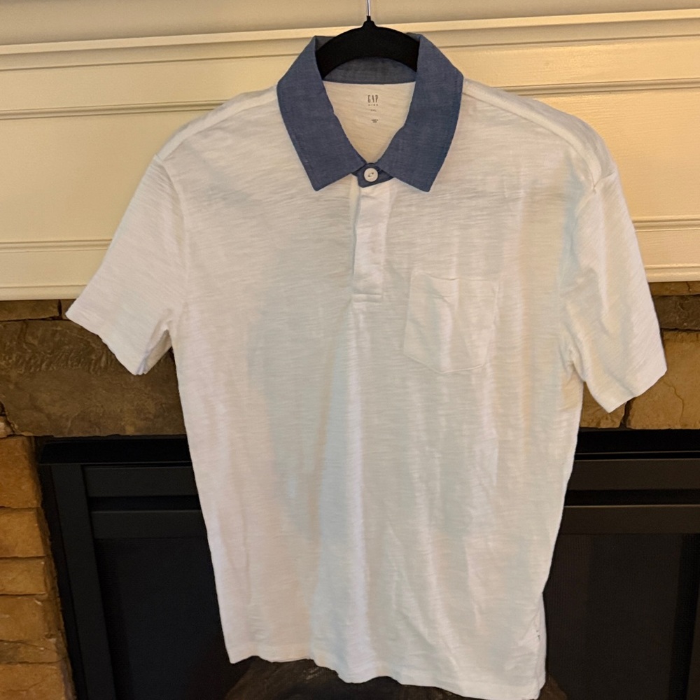 GAP White Polo with Blue Contrast Collar